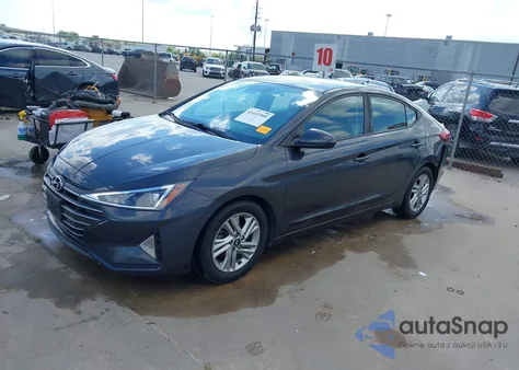 2020 Hyundai Elantra Sel z USA, uszkodzony, nr VIN 5NPD84LFXLH557572